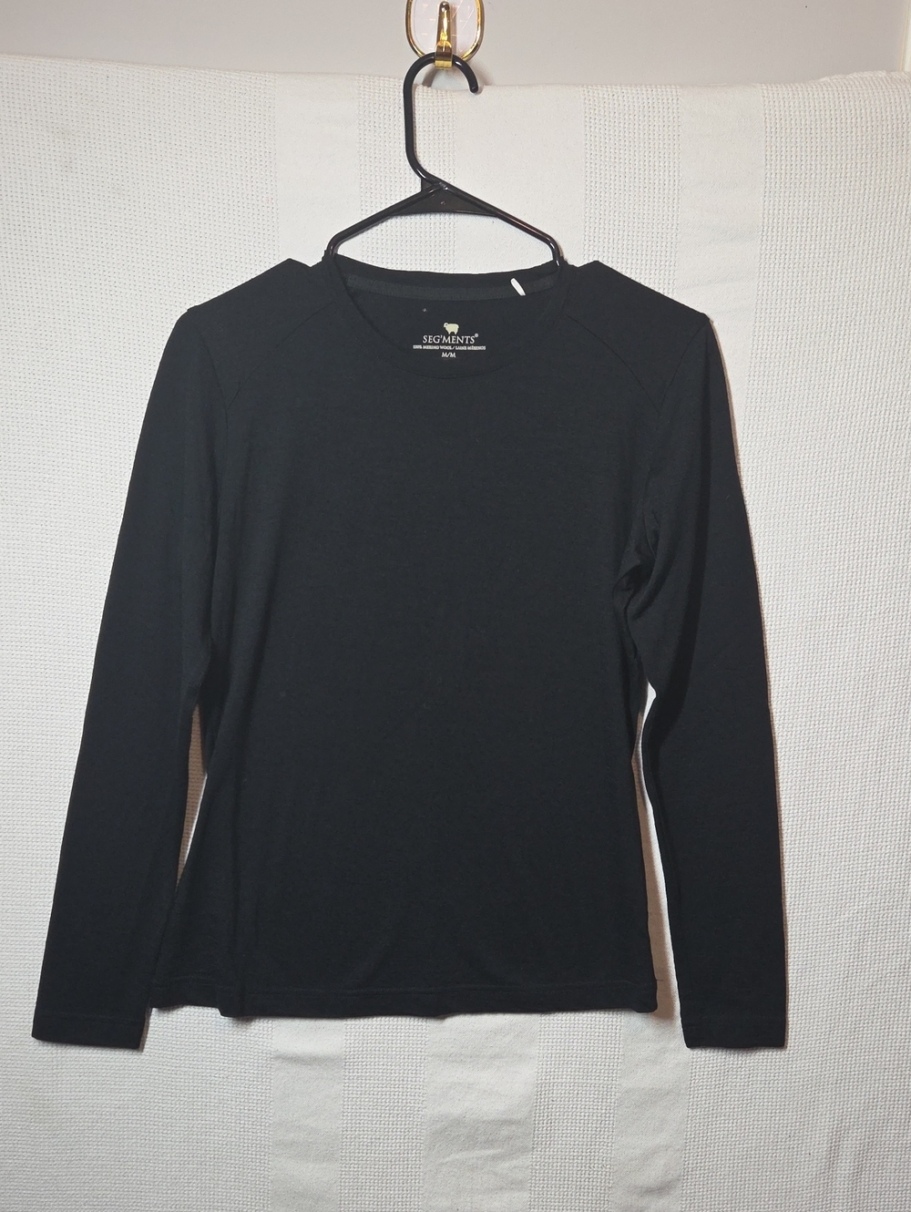 Segments Merimo Wool Women’s Black Long Sleeve Tee 19" PTP